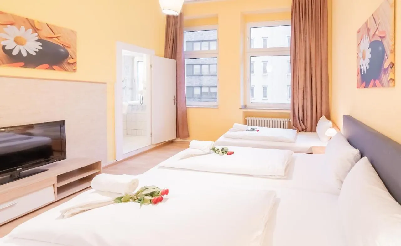 Hotel Bejuna By Vivere Stays Dusseldorf 3*,