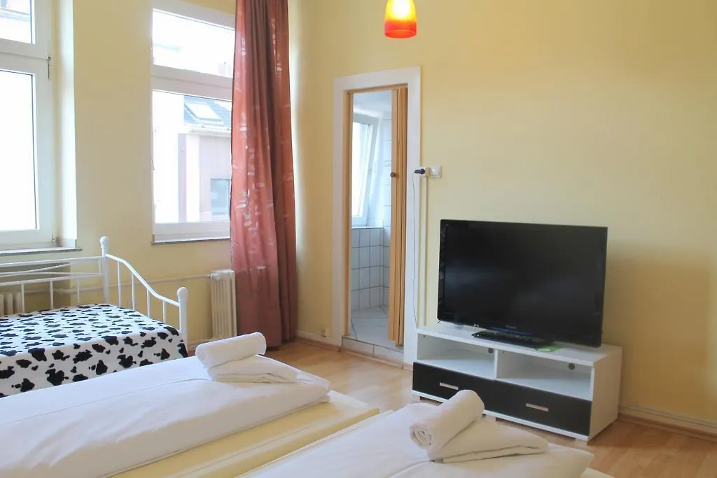 Hotel Bejuna By Vivere Stays Dusseldorf 3*,